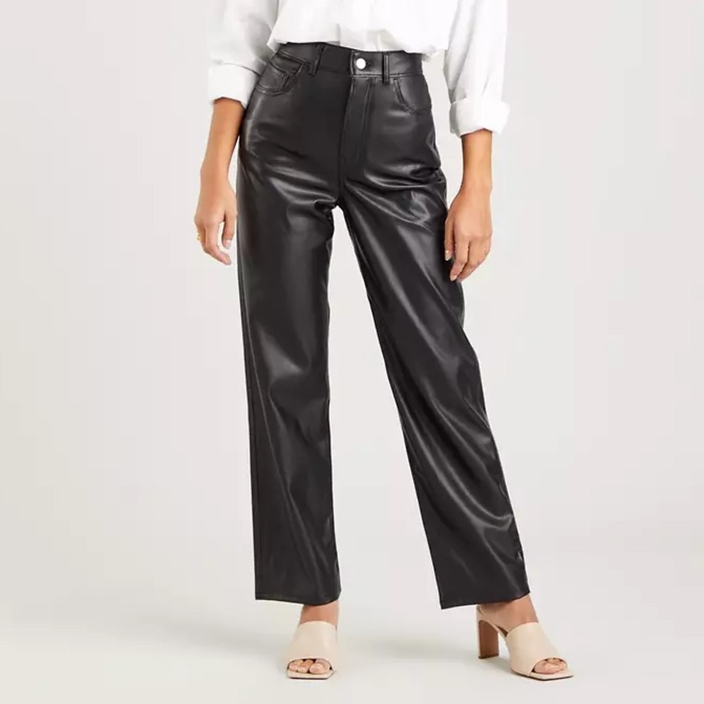 Levi’s Faux Leather Ribcage Straight Jeans